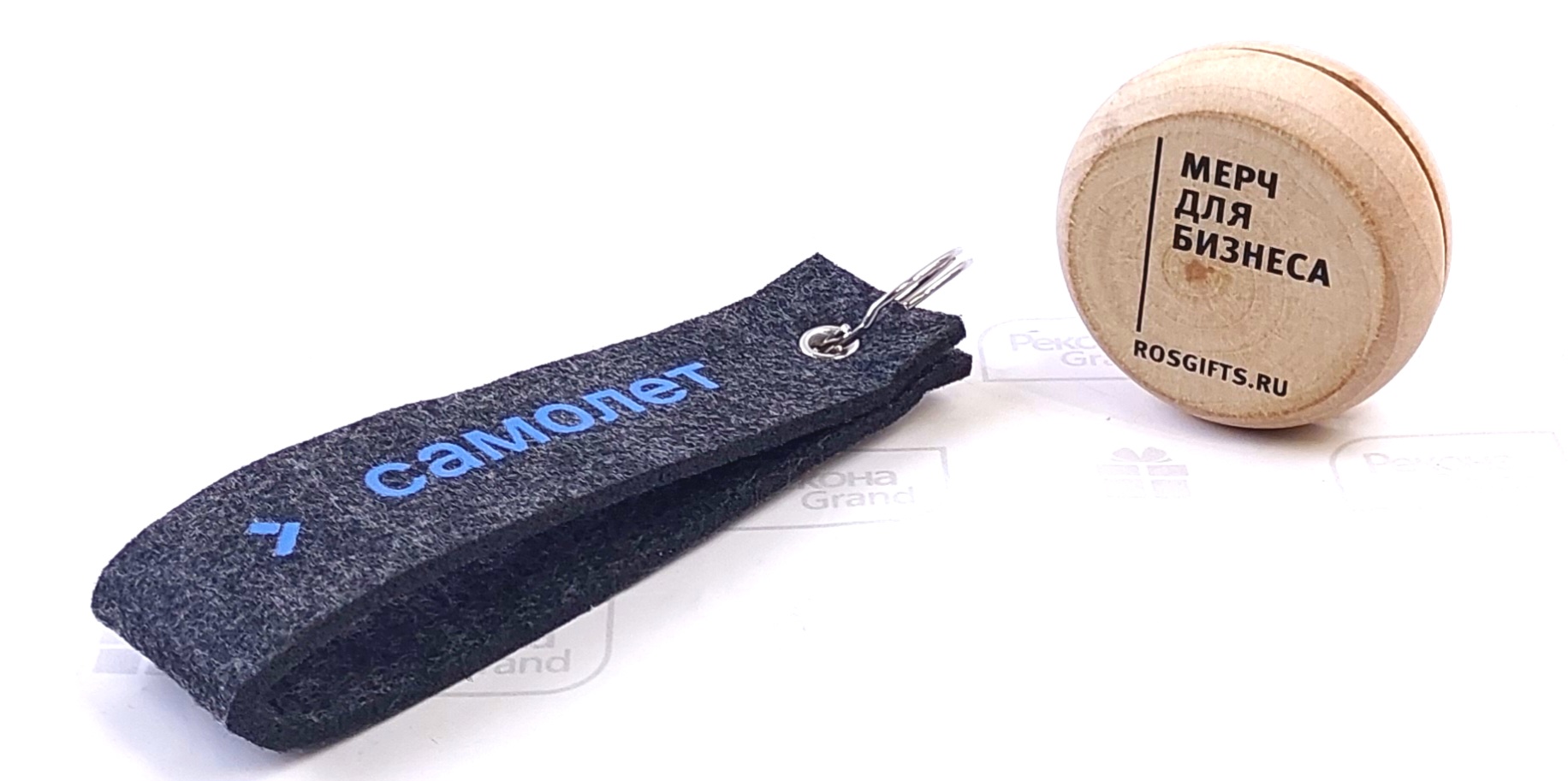 изготовление мерча с логотипом